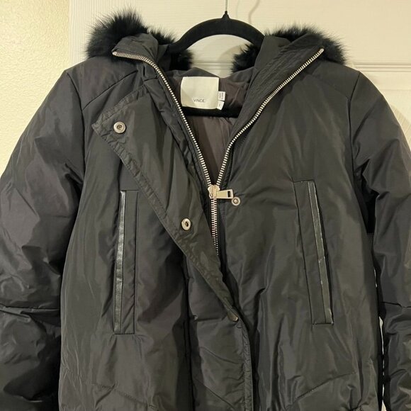 VINCE Black Puffer Zip Up Jacket With Detachable Faux Fur Hood Size XS - Picture 4 of 6